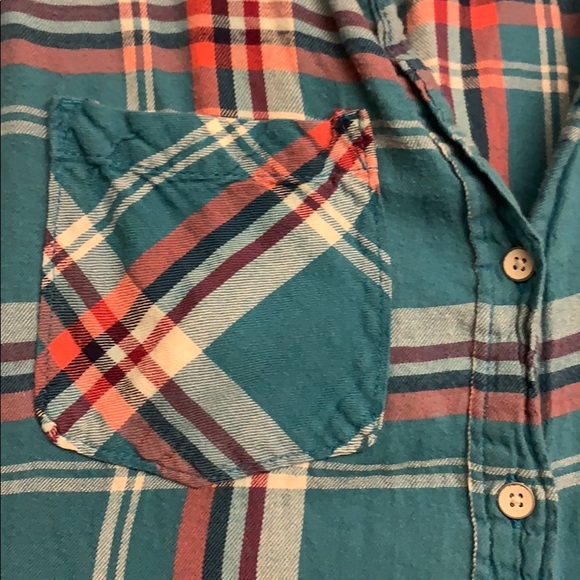 Button down flannel - Picture 4 of 5